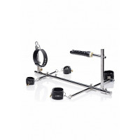 Imprisoned Metal Stockade with Dildo - Bondagemøbel 